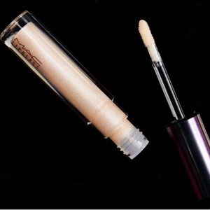 MAC Mirage Noir Oysterized Lipglass